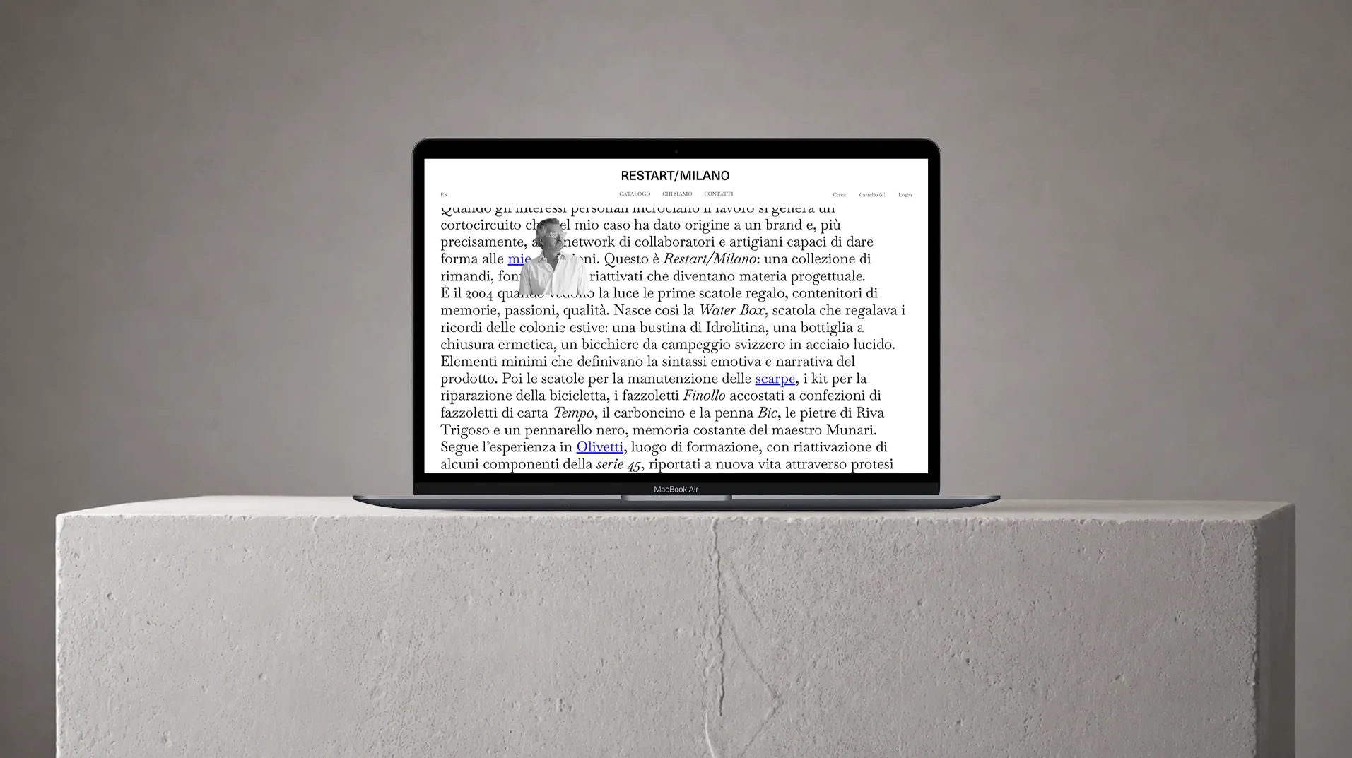 Sito Restart/Milano, il manifesto del fondatore su MacBook
